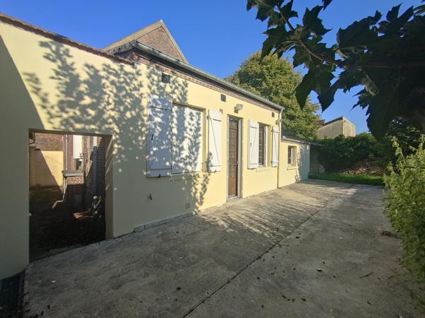 MAGNIFIQUE MAISON BOURGEOISE DE 150 M² HAB AVEC GARAGES ET DEPENDANCE SUR UN TERRAIN CLOS DE 800 M² AU CALME Chambly (60230)