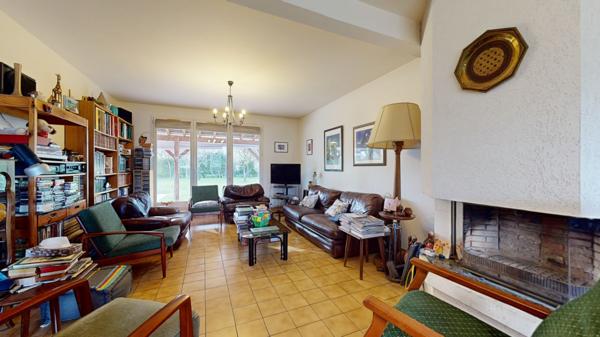 Ballan-Miré (37510) Maison familiale avec piscine Lac des Bretonnières