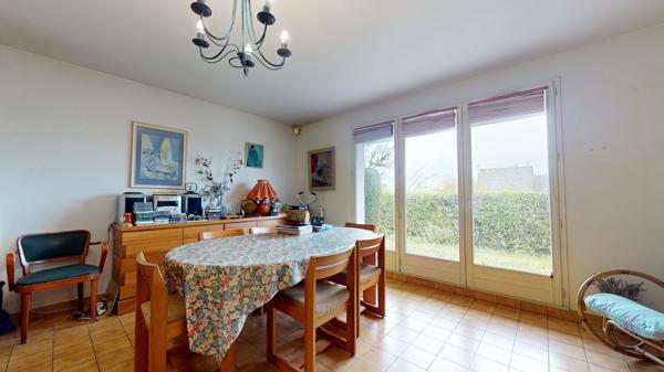 Ballan-Miré (37510) Maison familiale avec piscine Lac des Bretonnières