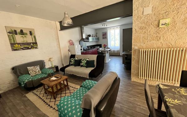 Maison à vendre    6 pièces • 122 m2 Bosmie-l'Aiguille