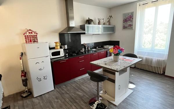 Maison à vendre    6 pièces • 122 m2 Bosmie-l'Aiguille