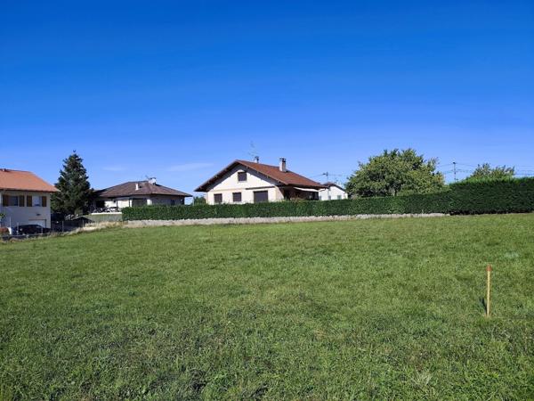Terrain à vendre 664m² - BONS EN CHABLAIS (74)
