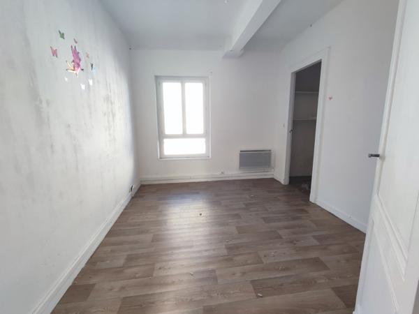 Immeuble 155 000 € Tonneins 274 m² DPE D