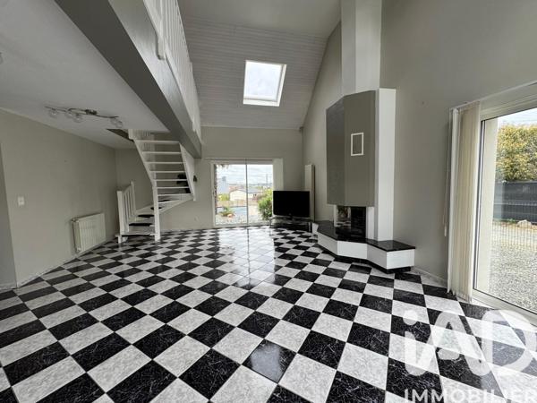 Maison à vendre 5 pièces 137 m² Ploumagoar