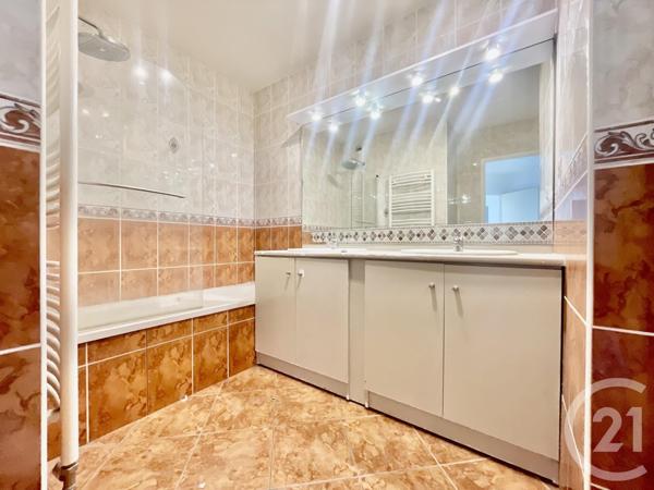 Appartement F4 à vendre  5 pièces - 91 m2 VALENCE - 26