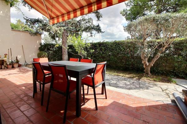 LE COLLET DES COMPTES. APPARTEMENT T5 DE 103 M² AVEC DOUBLE BOX