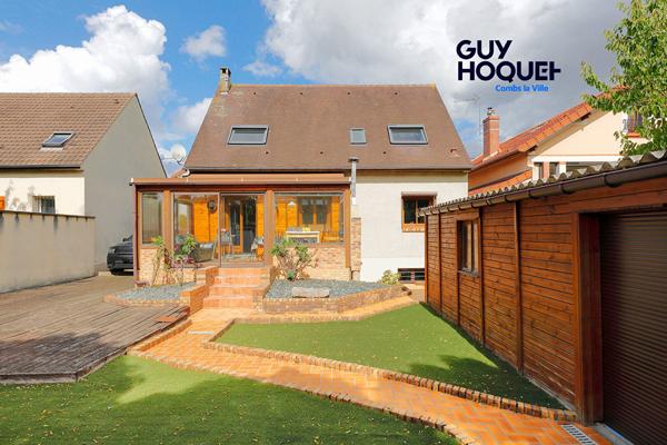 Maison à vendre à Combs-la-Ville - 4 chambres - sous-sol total