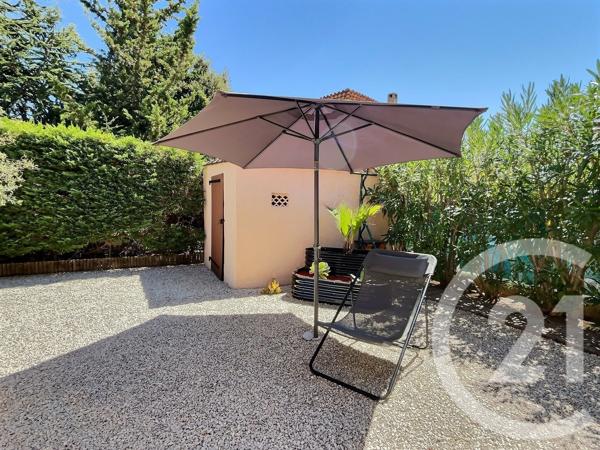 Maison à vendre  3 pièces - 60 m 2   LA LONDE LES MAURES  - 83