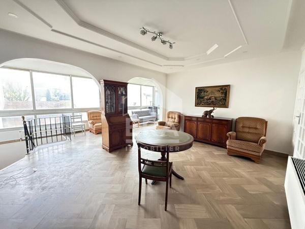 Maison - 6 pièce(s) - 191 m2