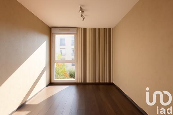 Location appartement 4 pièces 96 m² Châtenay-Malabry