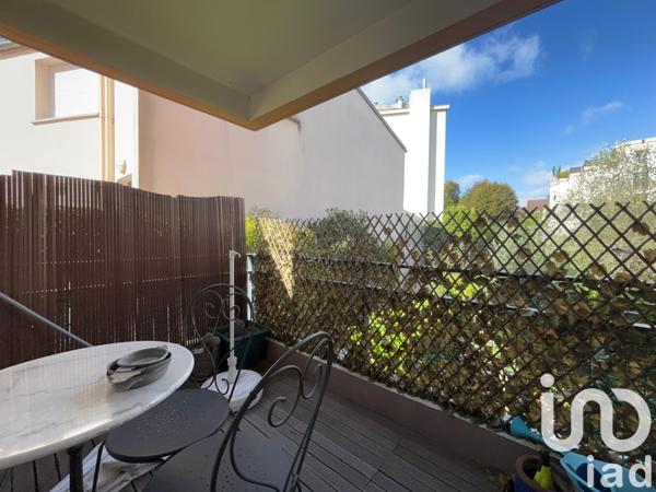 Location appartement 4 pièces 96 m² Châtenay-Malabry