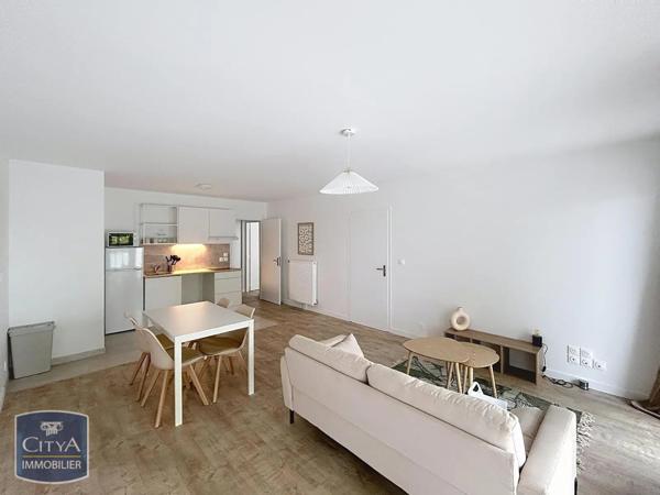 Appartement à louer 3 pièces 71.22m²
