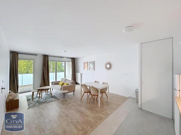 Appartement à louer 3 pièces 71.22m²