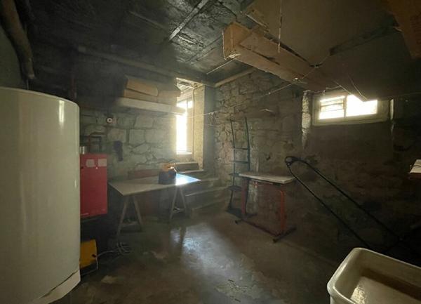 Maison à vendre    5 pièces •  Aubenas