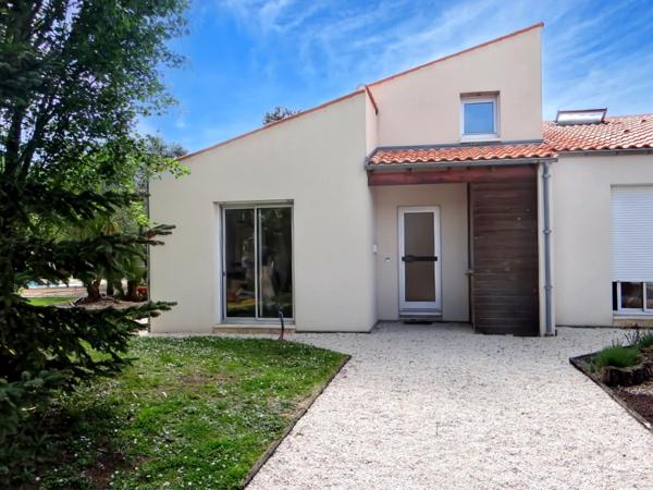 Maison à vendre à Courçon (17170) - Charente-Maritime