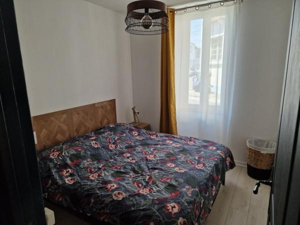 Saint Esprit T2 avec dépendances