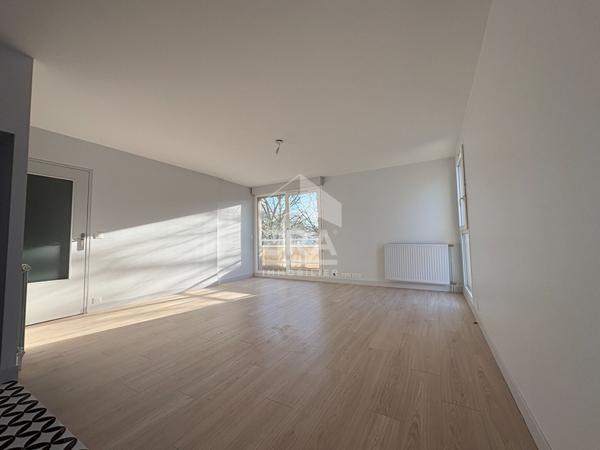 Appartement Guyancourt 4 pièce(s) 81.98 m2