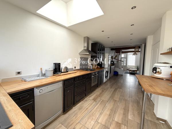 Maison 5 pièce(s) 2 chambre(s) 97 m²