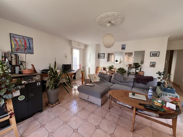 Appartement 3 pièce(s) 2 chambre(s) 74 m²