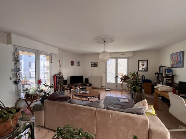 Appartement 3 pièce(s) 2 chambre(s) 74 m²