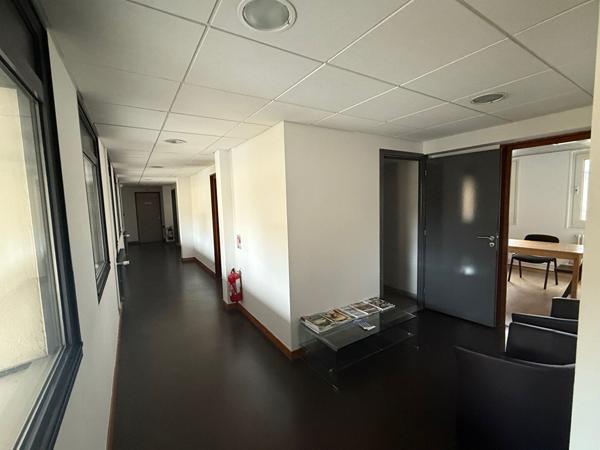 Bureaux à louer Bourg En Bresse centre ville - 143 m² et 4 stationnements