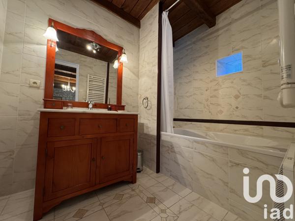 Maison à vendre 11 pièces 288 m² Coteaux-sur-Loire