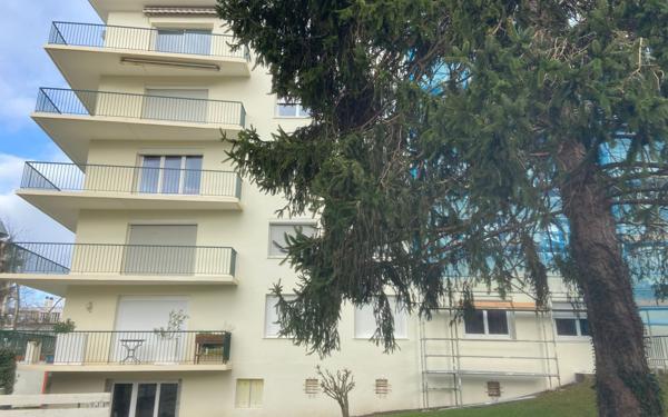 Appartement à vendre    3 pièces • 82,32 m2 Bayonne