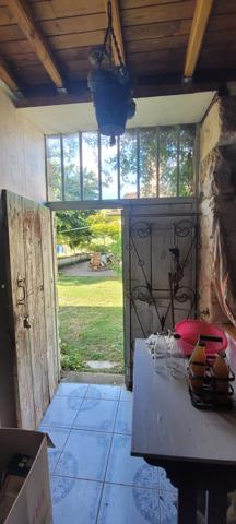 Mensignac (24350) À vendre maison de 145 m²,5 chambres,nombreuses dépendances ,14 000 m² de terrain ,calme et sans vie à vie.