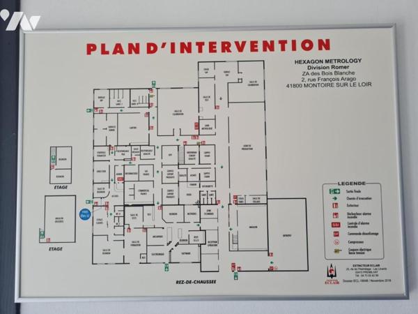LOCAUX COMMERCIAUX - A VENDRE - MONTOIRE/ LOIR ( 41800) 