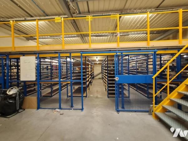 LOCAUX COMMERCIAUX - A VENDRE - MONTOIRE/ LOIR ( 41800) 