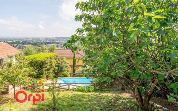 Maison à vendre    7 pièces • 171 m2 Irigny