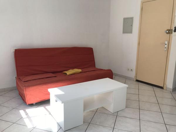 Location studio de 23 m² en Bastide proche Square Gambetta au centre-ville de Carcassonne