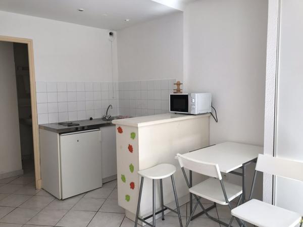 Location studio de 23 m² en Bastide proche Square Gambetta au centre-ville de Carcassonne