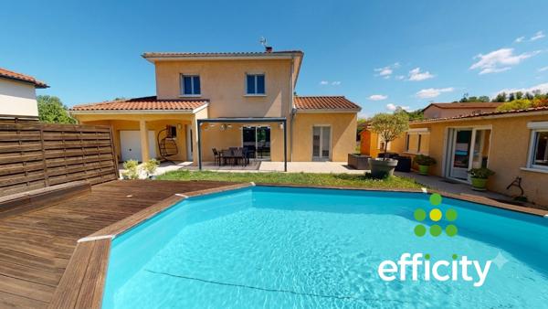Maison
         5 pièces
        - 112 m² 569 000 € *