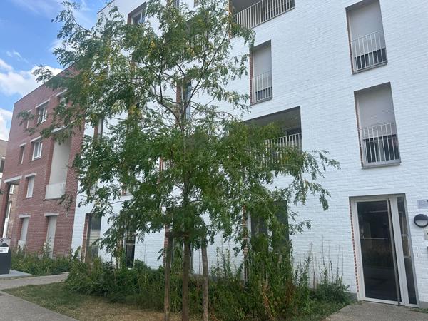 Appartement T5 meublé ? Dernier étage avec terrasse ? Lomme MAISON DES ENFANTS - MITTERIE