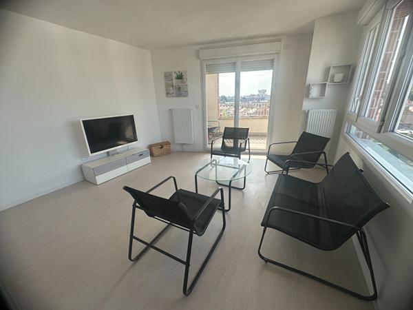 Appartement T5 meublé ? Dernier étage avec terrasse ? Lomme MAISON DES ENFANTS - MITTERIE