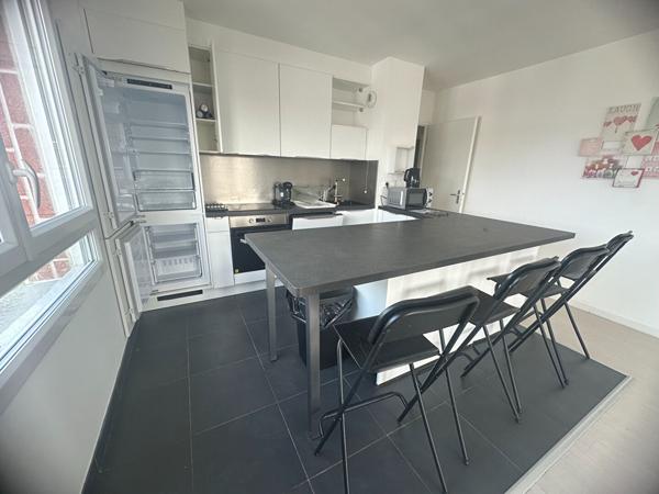 Appartement T5 meublé ? Dernier étage avec terrasse ? Lomme MAISON DES ENFANTS - MITTERIE