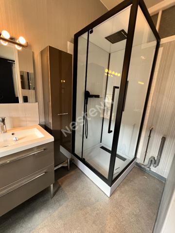 Appartement 101 M2  EDF,CHAUFFAGE, EAU COMPRISES;