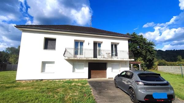 À VENDRE  Spacieuse maison familiale de 154 m² à Gelos