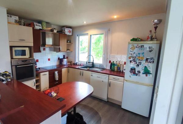 À VENDRE  Spacieuse maison familiale de 154 m² à Gelos