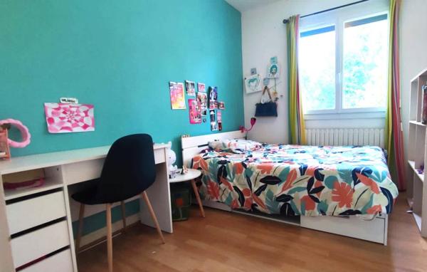 À VENDRE  Spacieuse maison familiale de 154 m² à Gelos