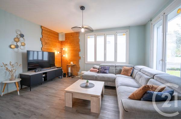 Maison à vendre  5 pièces - 90 m 2   SAUJON  - 17