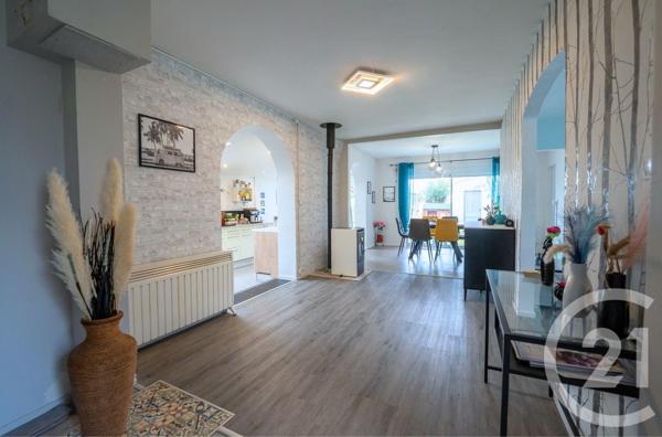Maison à vendre  5 pièces - 90 m 2   SAUJON  - 17