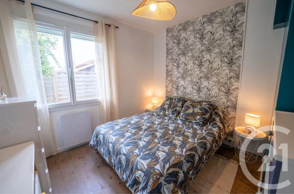 Maison à vendre  5 pièces - 90 m 2   SAUJON  - 17