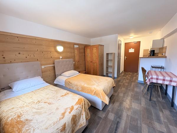 Commerce à vendre à Le Bourg-d'Oisans (38520) - Isère