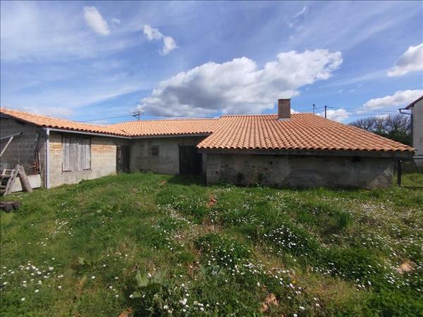Maison à vendre |  La Roche-Chalais |  2 pièces | 52 m²