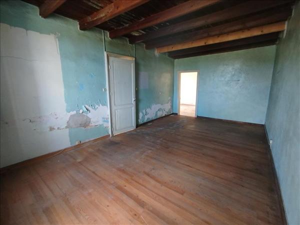 Maison à vendre |  La Roche-Chalais |  2 pièces | 52 m²