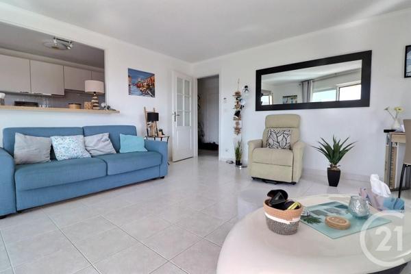Appartement T3 à vendre  3 pièces - 71 m2 FREJUS - 83