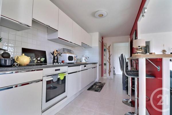 Appartement T3 à vendre  3 pièces - 71 m2 FREJUS - 83
