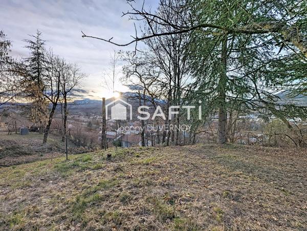 Grand terrain sur secteur privilègier